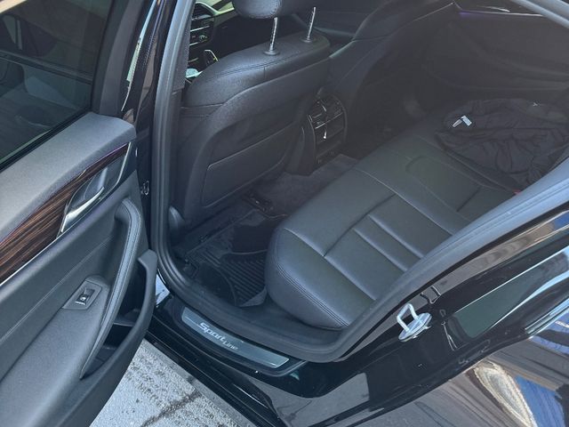 BMW 5 серії 2018, Кам’янське, $29 000 - зображення 4