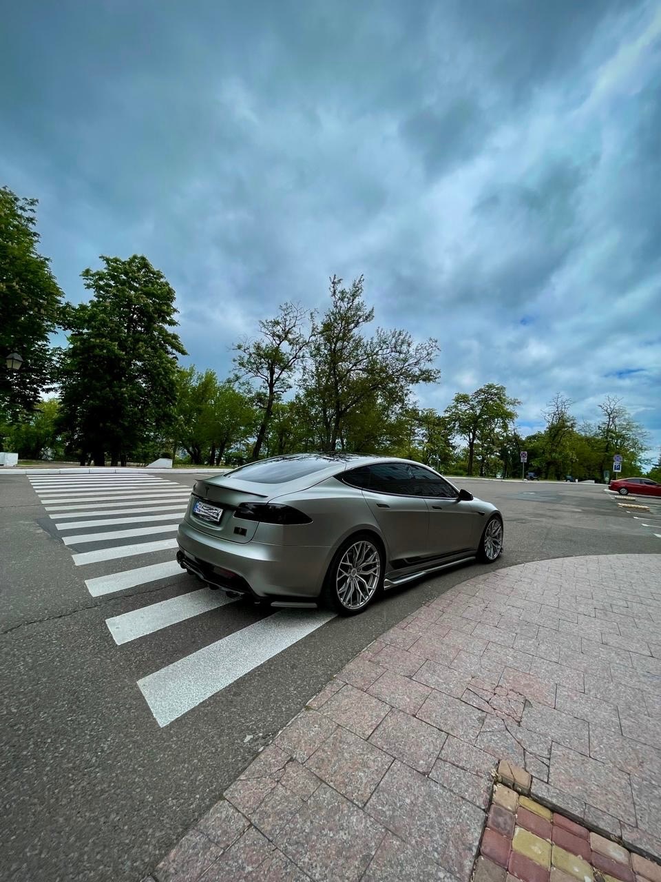 Tesla Model S - фото 5