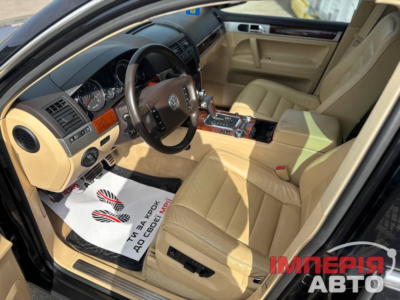 Volkswagen Touareg - фото 5