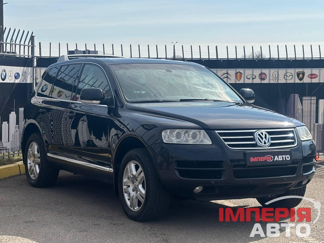 Volkswagen Touareg - фото 2