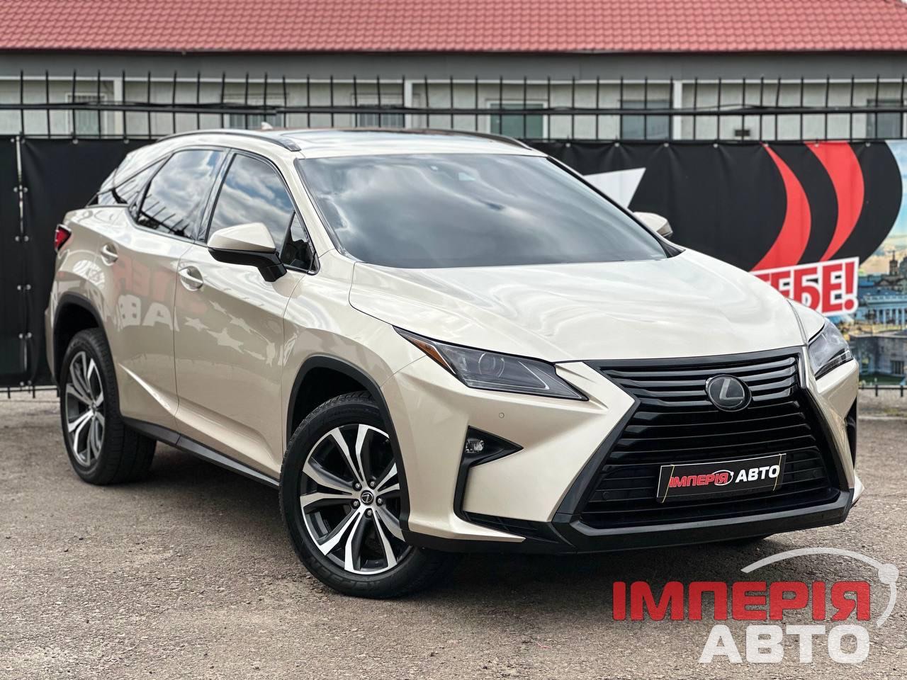 Lexus RX - фото 5