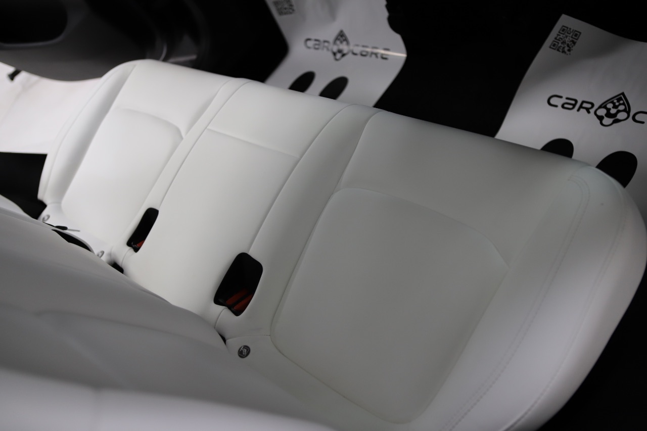 Tesla Model Y - фото 24