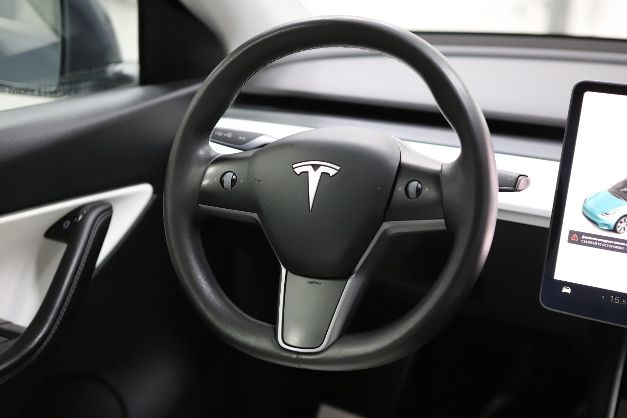 Tesla Model Y - фото 20