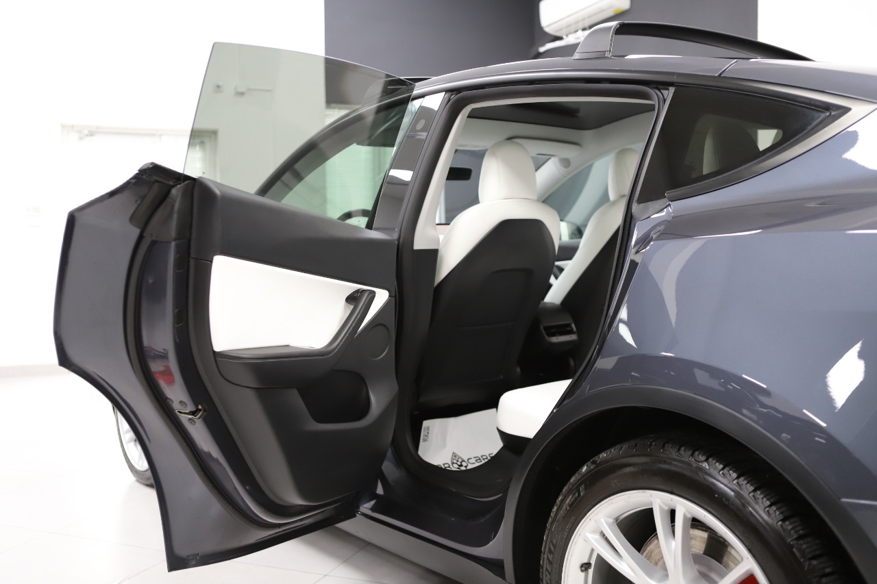 Tesla Model Y - фото 5