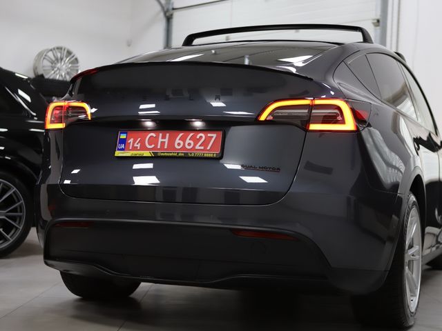 Tesla Model Y - фото 4