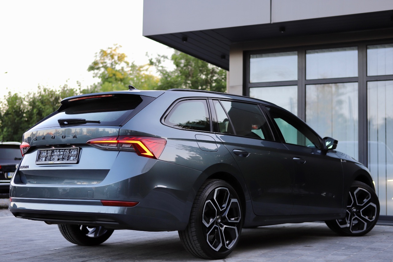 Skoda Octavia - фото 9