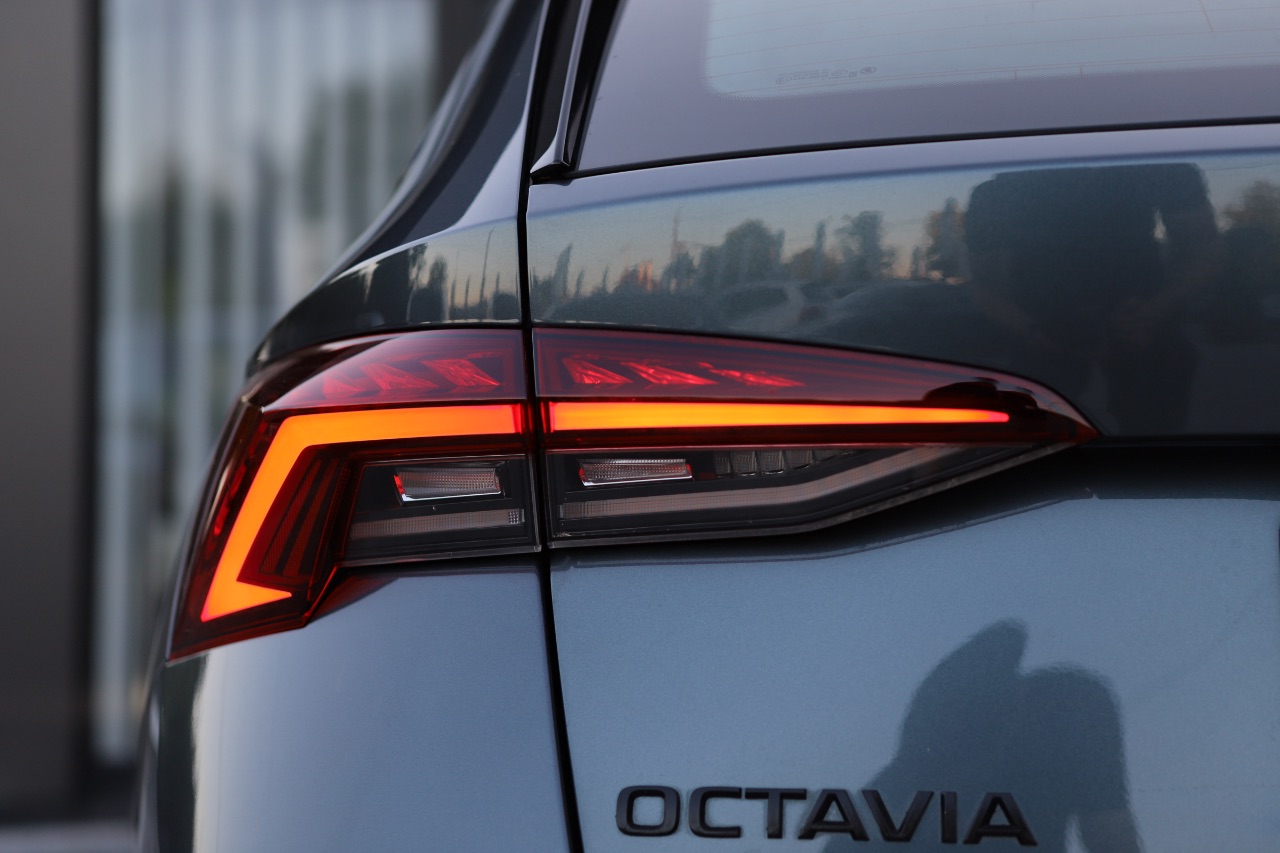 Skoda Octavia - фото 19