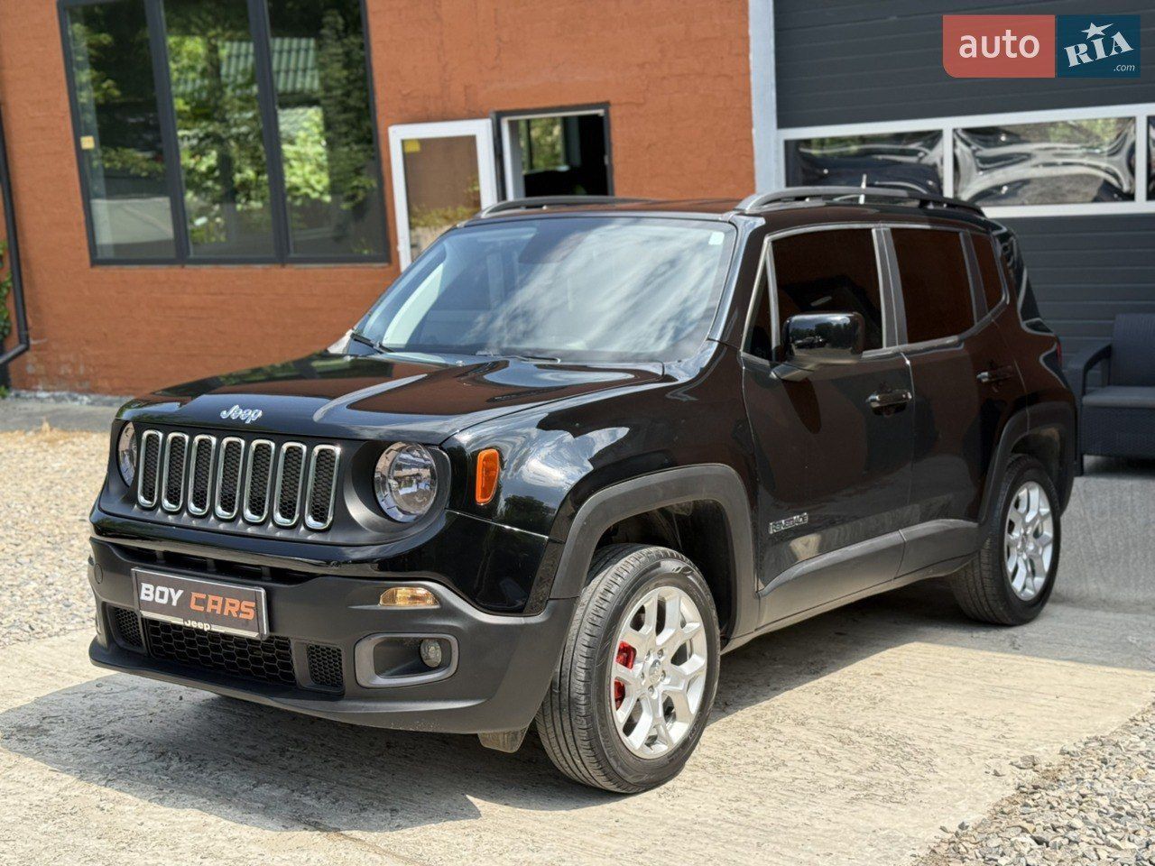 Jeep Renegade - фото 6