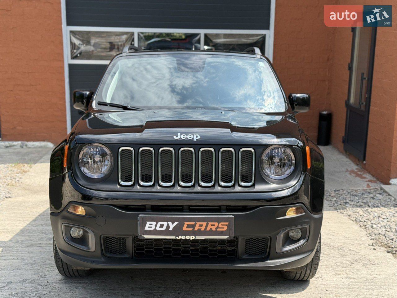 Jeep Renegade - фото 2