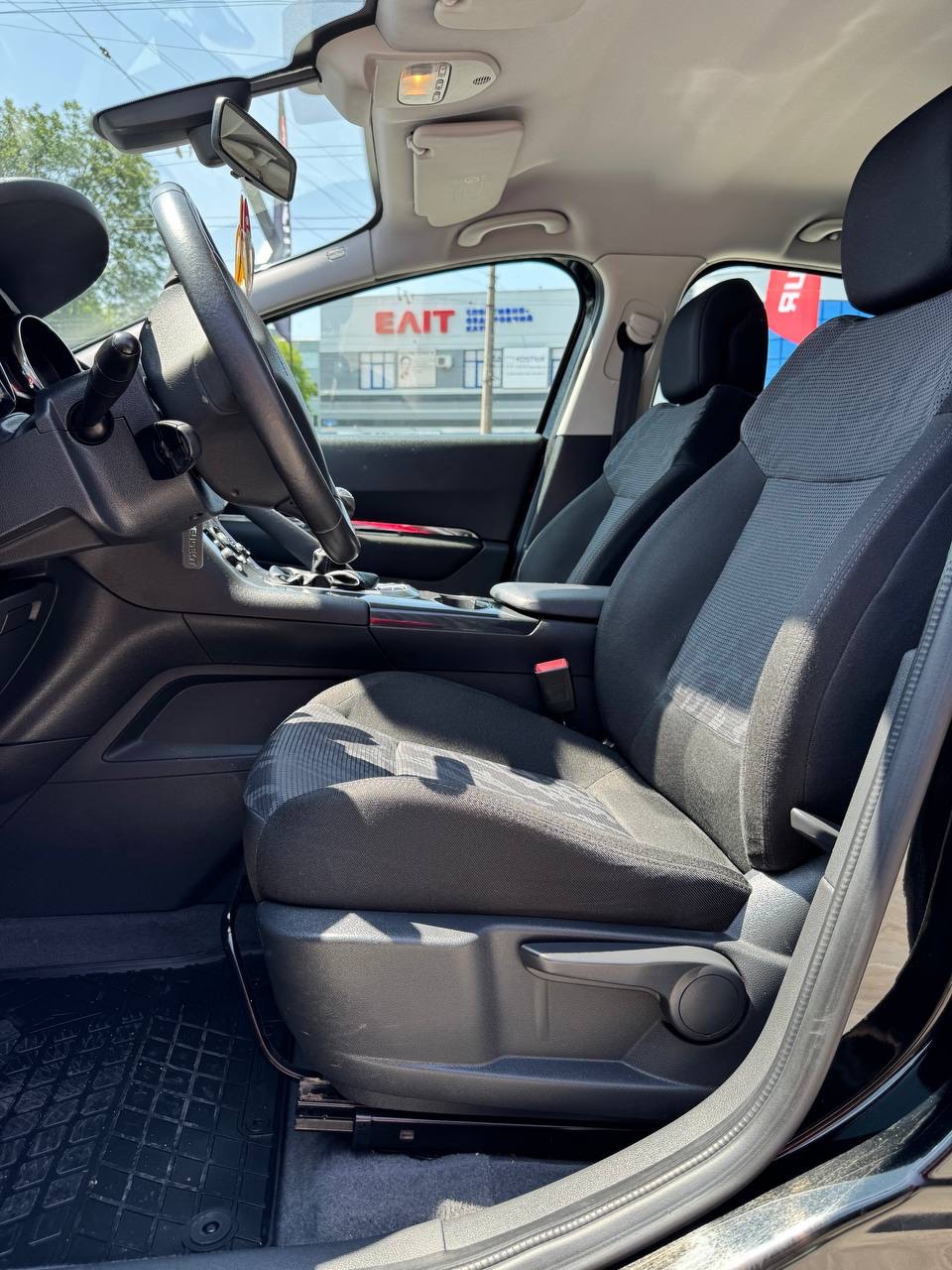 Peugeot 3008 - фото 4