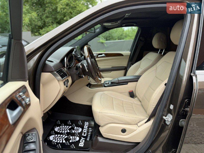 Mercedes-Benz GLS - фото 7