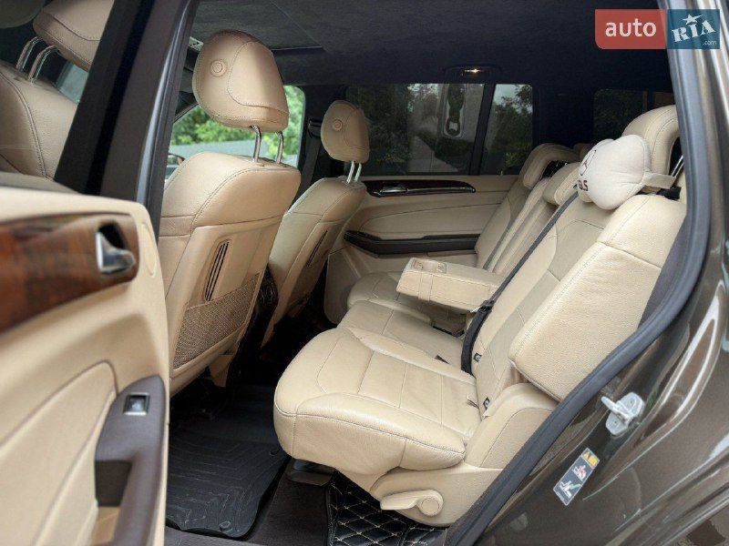 Mercedes-Benz GLS - фото 8