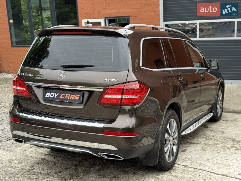 Mercedes-Benz GLS - фото 4