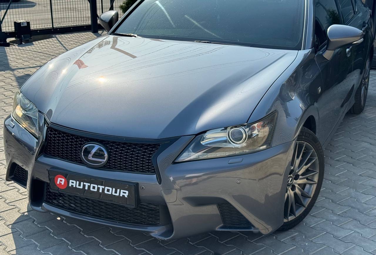 Lexus GS - фото 2