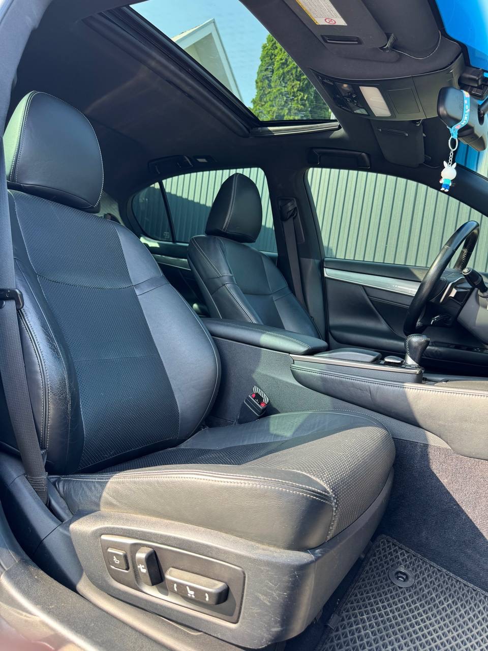 Lexus GS - фото 8