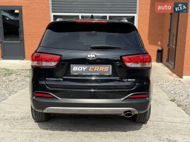 Kia Sorento - фото 5