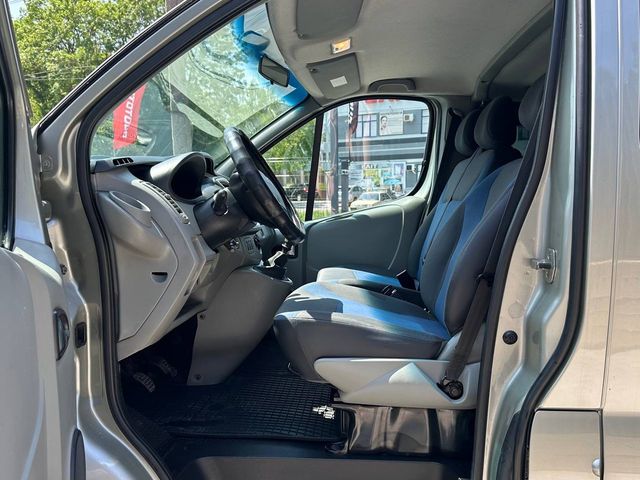 Renault Trafic - фото 3