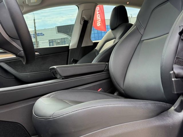 Tesla Model Y 2022, Чернівці, $23 900 - зображення 4