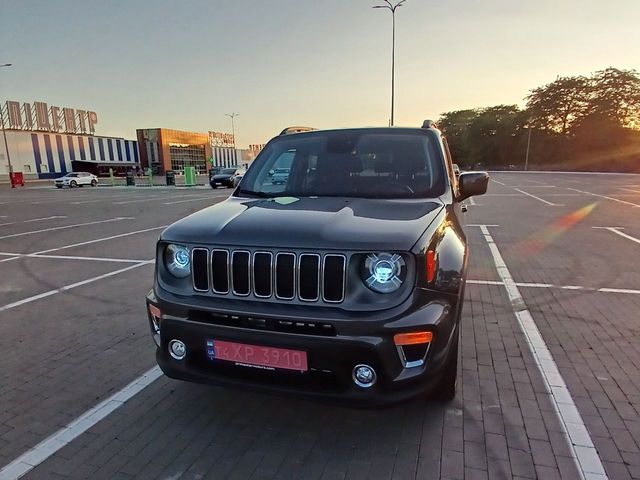 Jeep Renegade - фото 4