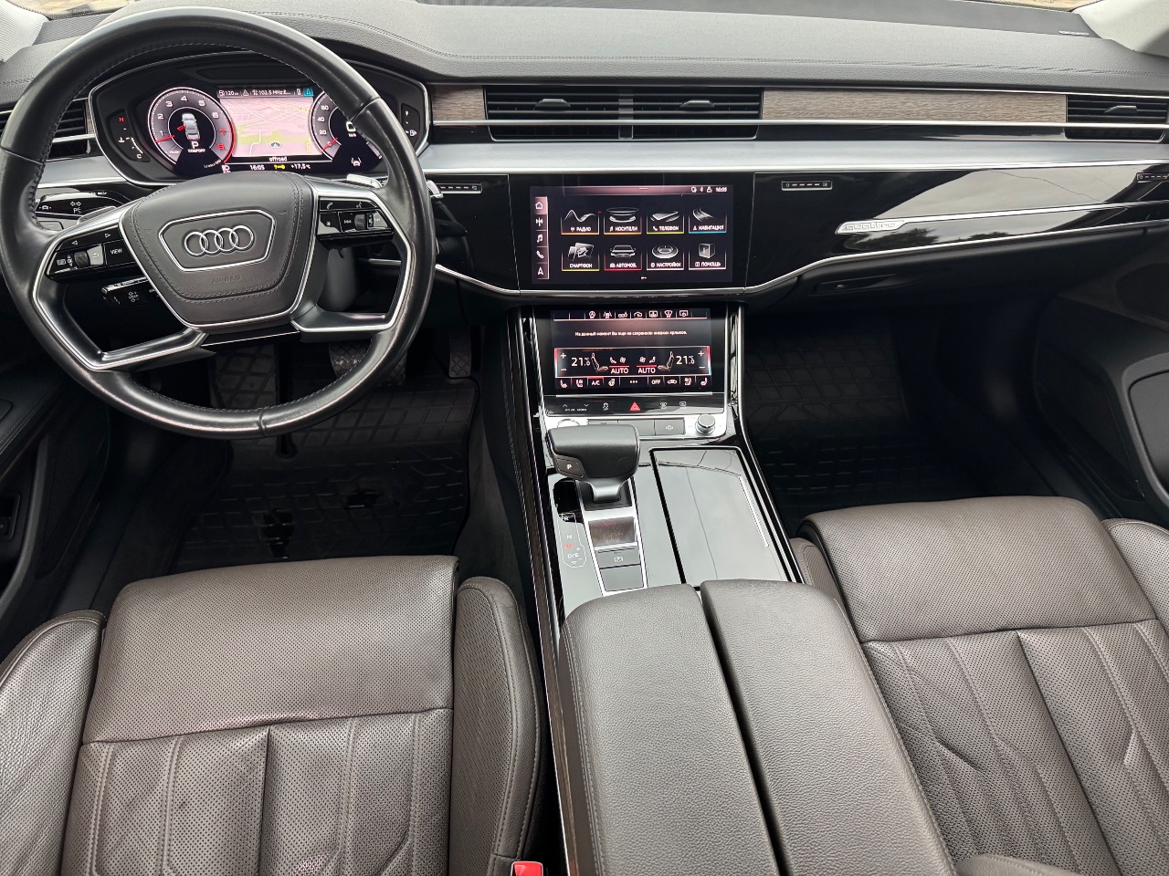 Audi A8 - фото 9