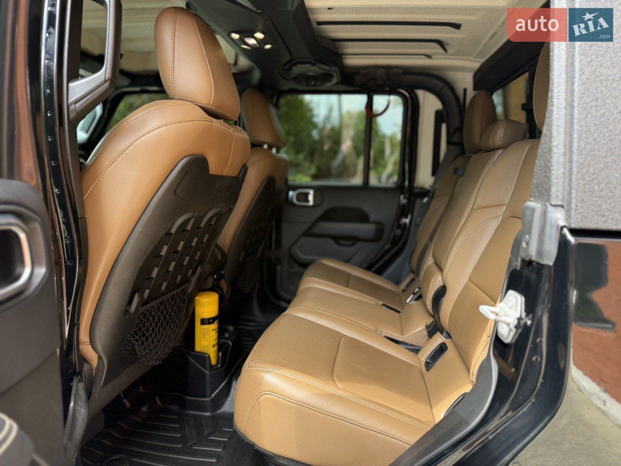 Jeep Gladiator - фото 8