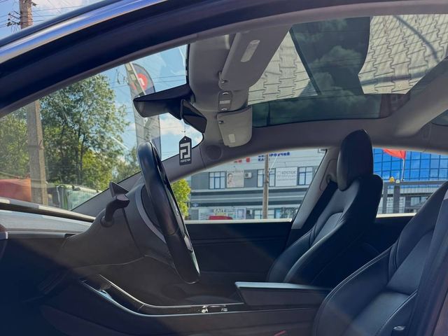Tesla Model 3 2019, Чернівці, $18 900 - зображення 4