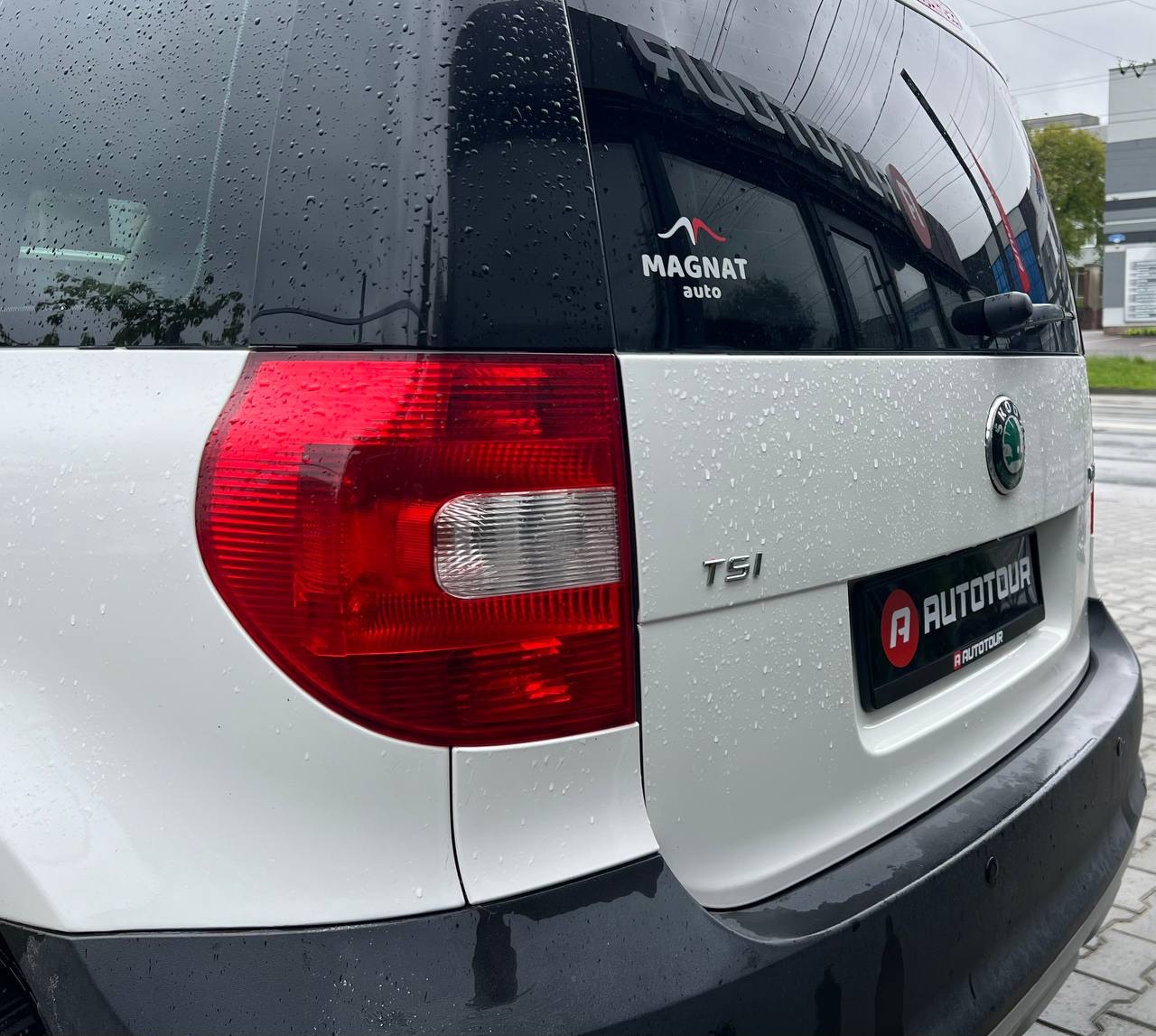 Skoda Yeti - фото 8