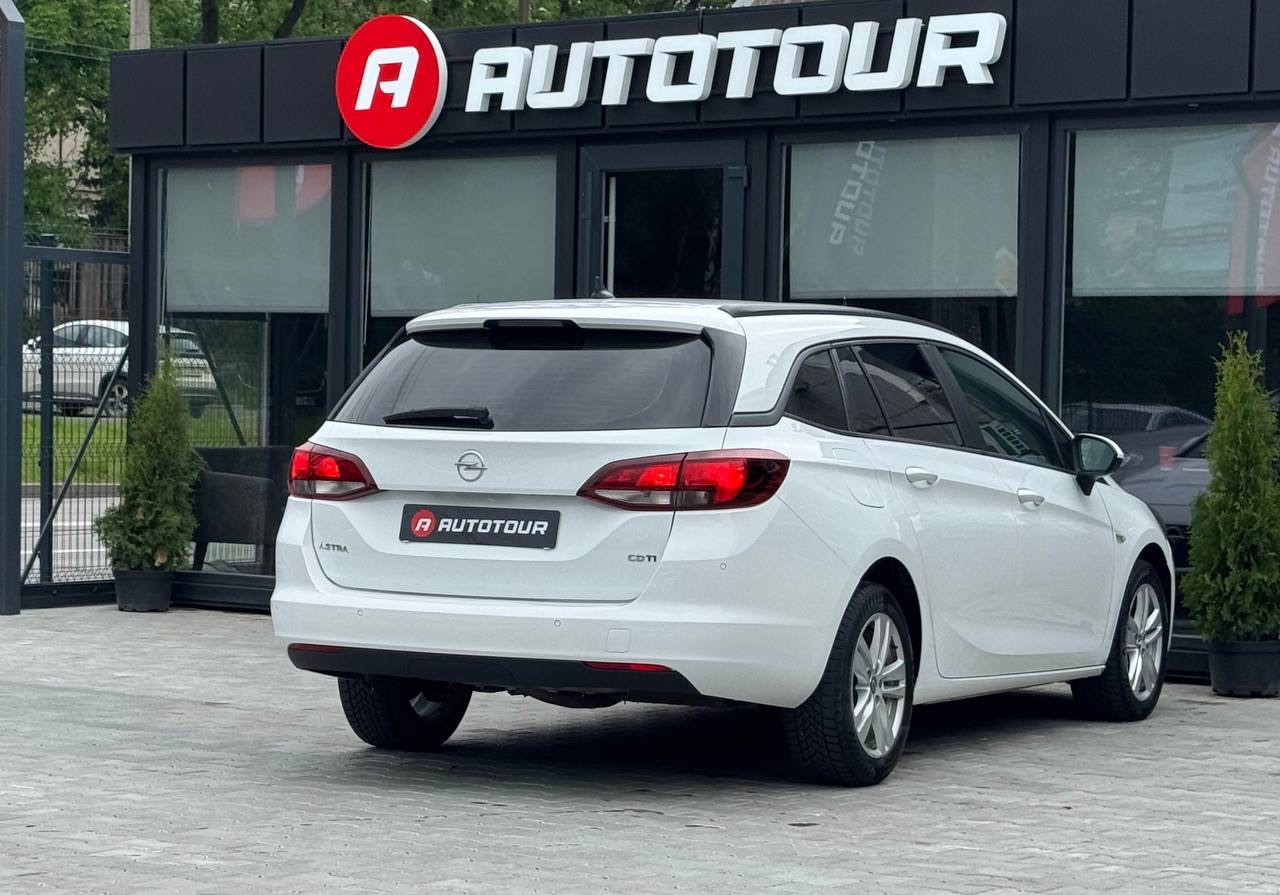 Opel Astra - фото 10