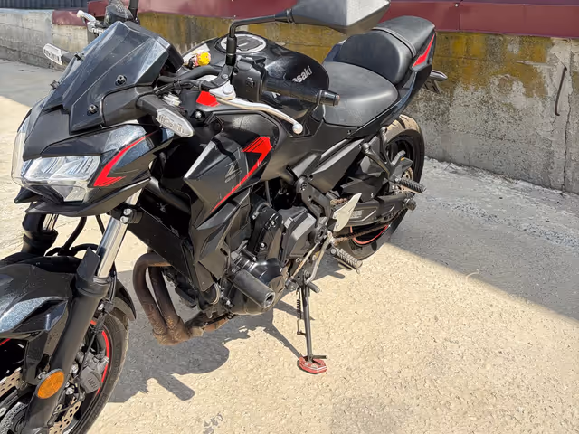 Kawasaki Z 650 - зображення 2