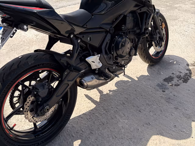 Kawasaki Z 650 - зображення 3