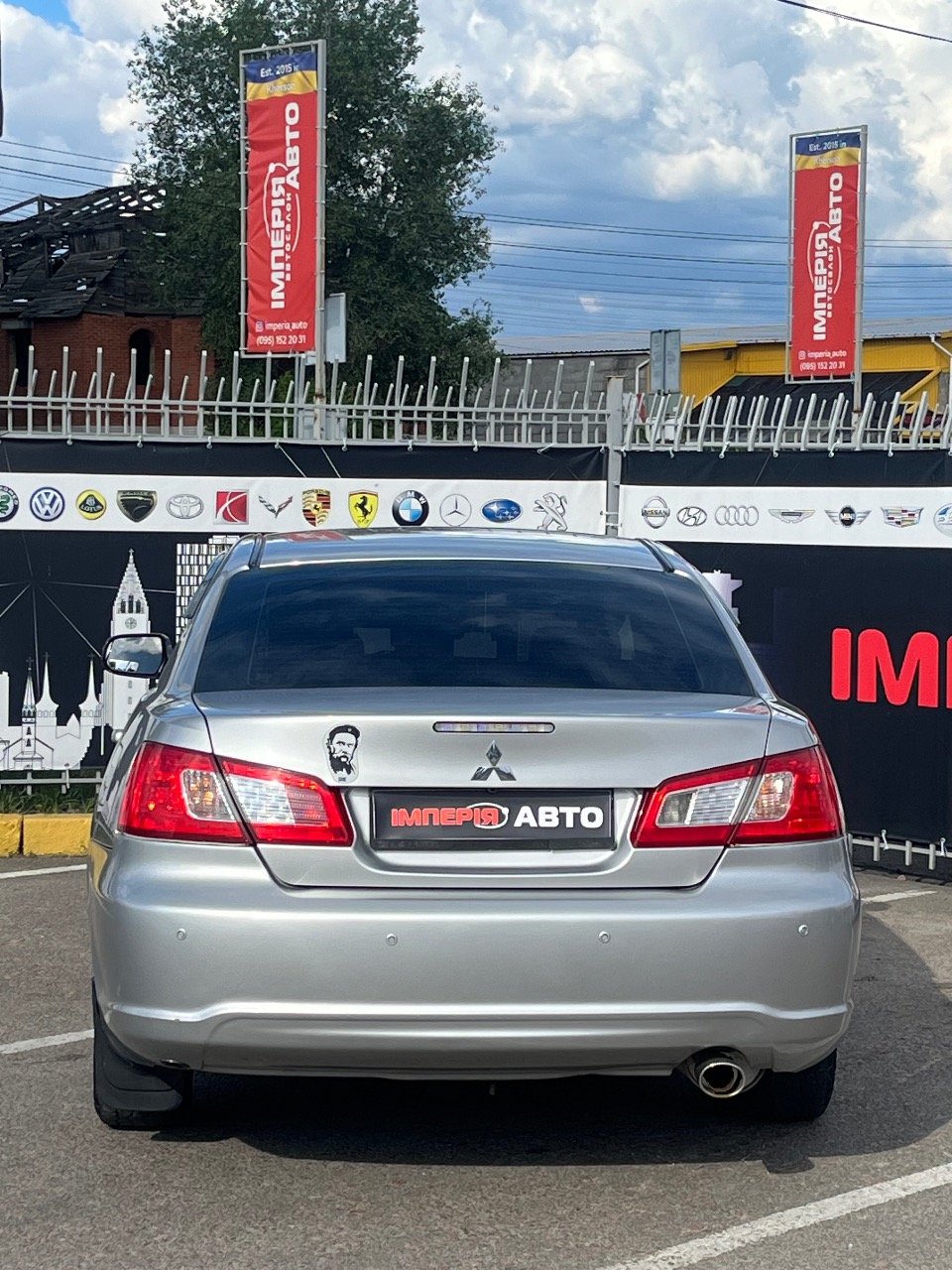 Mitsubishi Galant - фото 6