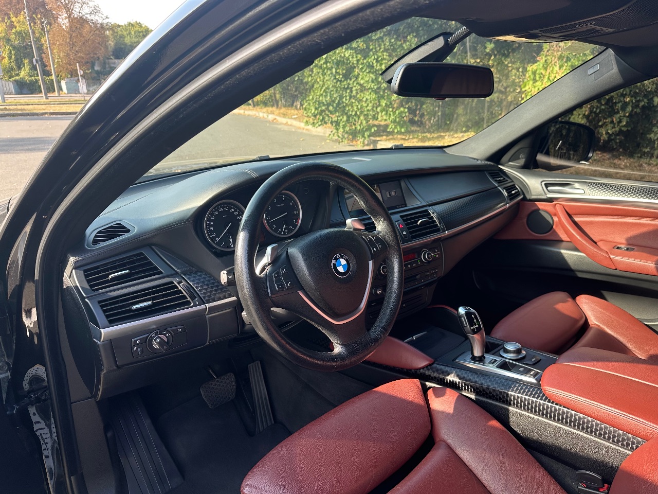 BMW X6 - фото 18