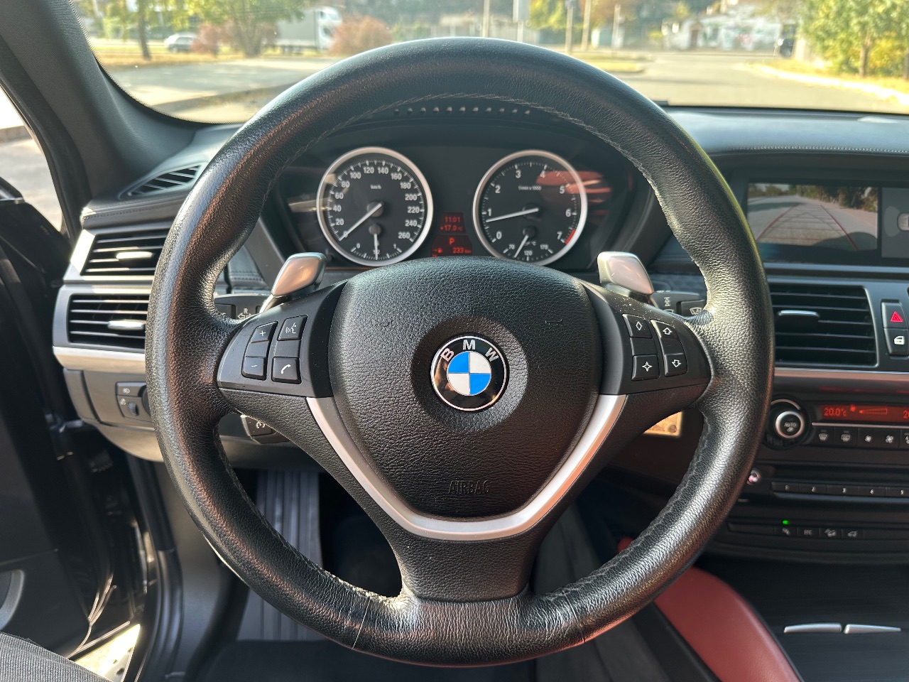 BMW X6 - фото 13