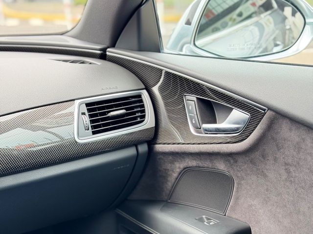 Audi S7 - фото 5