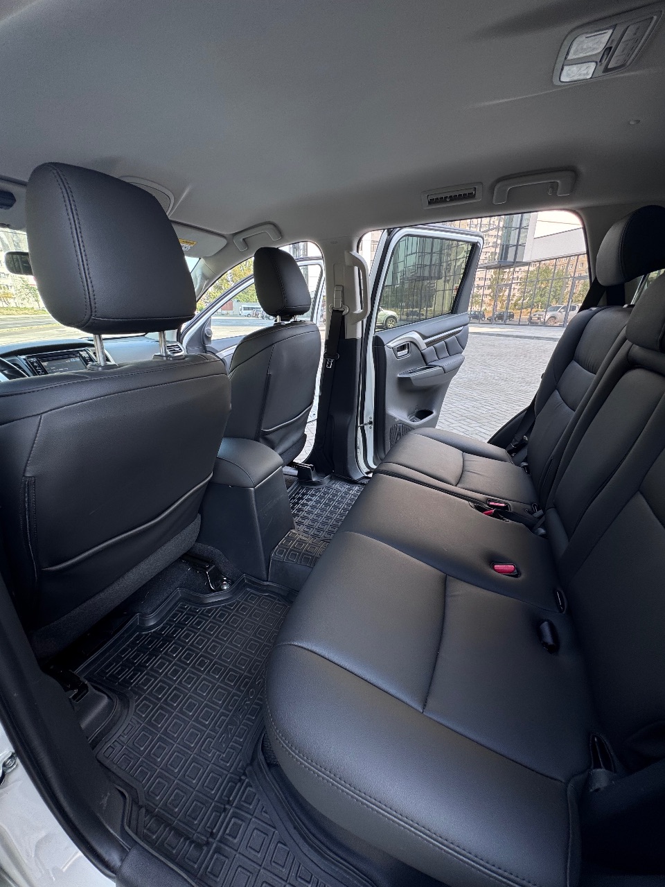 Mitsubishi Pajero Sport - фото 29