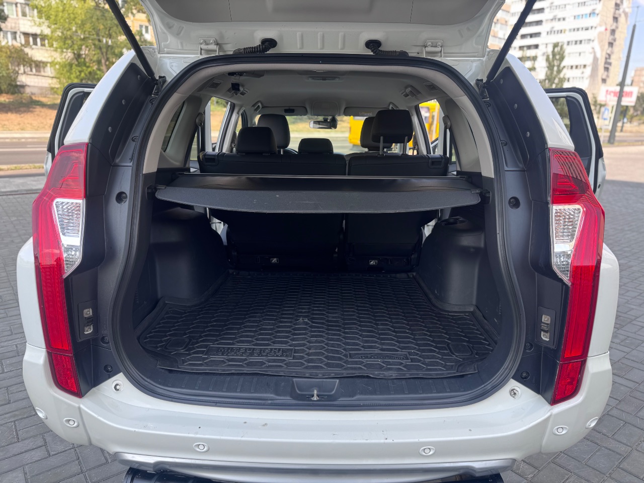 Mitsubishi Pajero Sport - фото 39