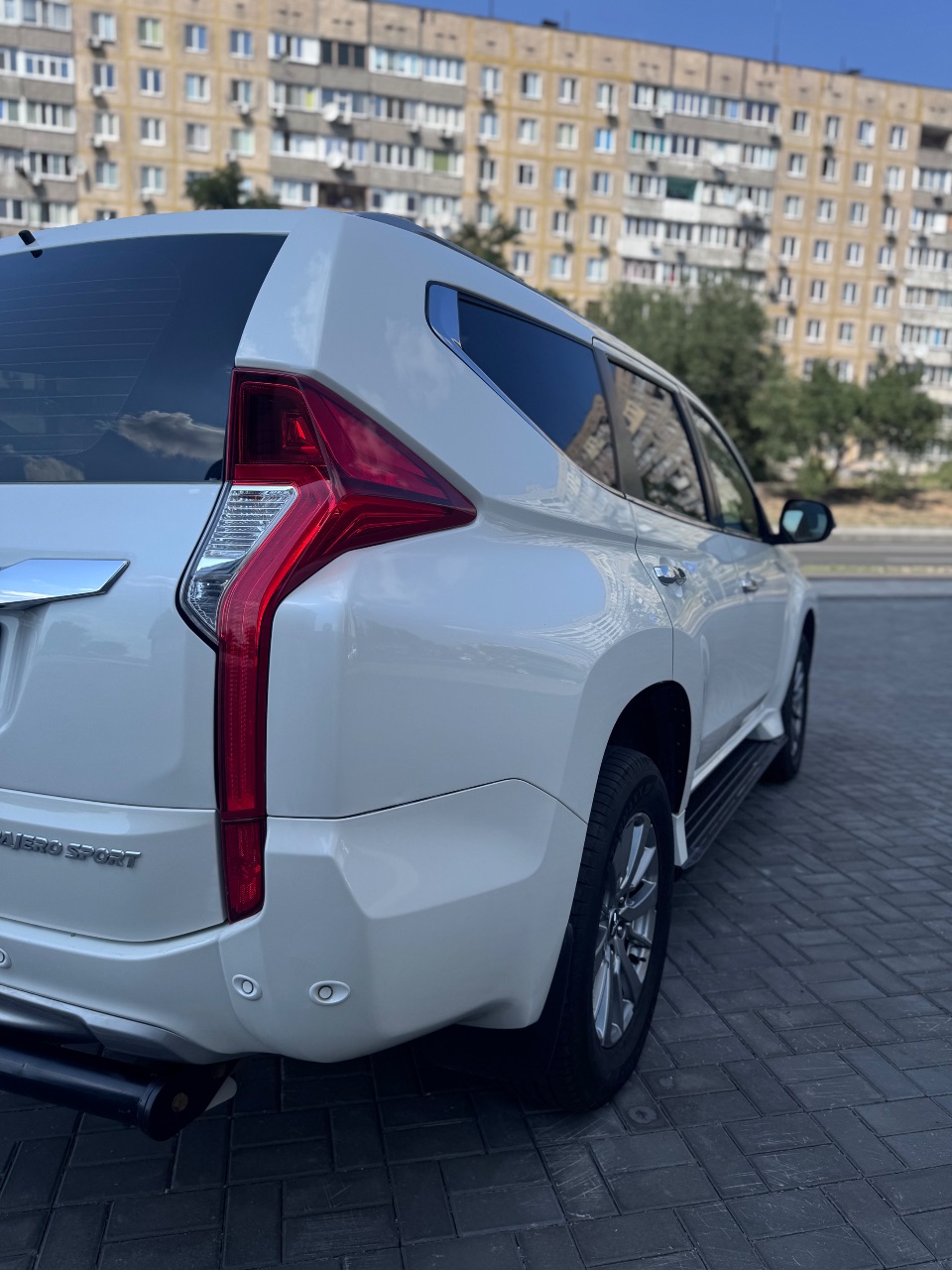 Mitsubishi Pajero Sport - фото 8