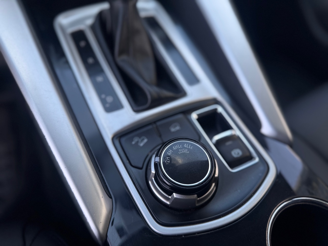 Mitsubishi Pajero Sport - фото 20