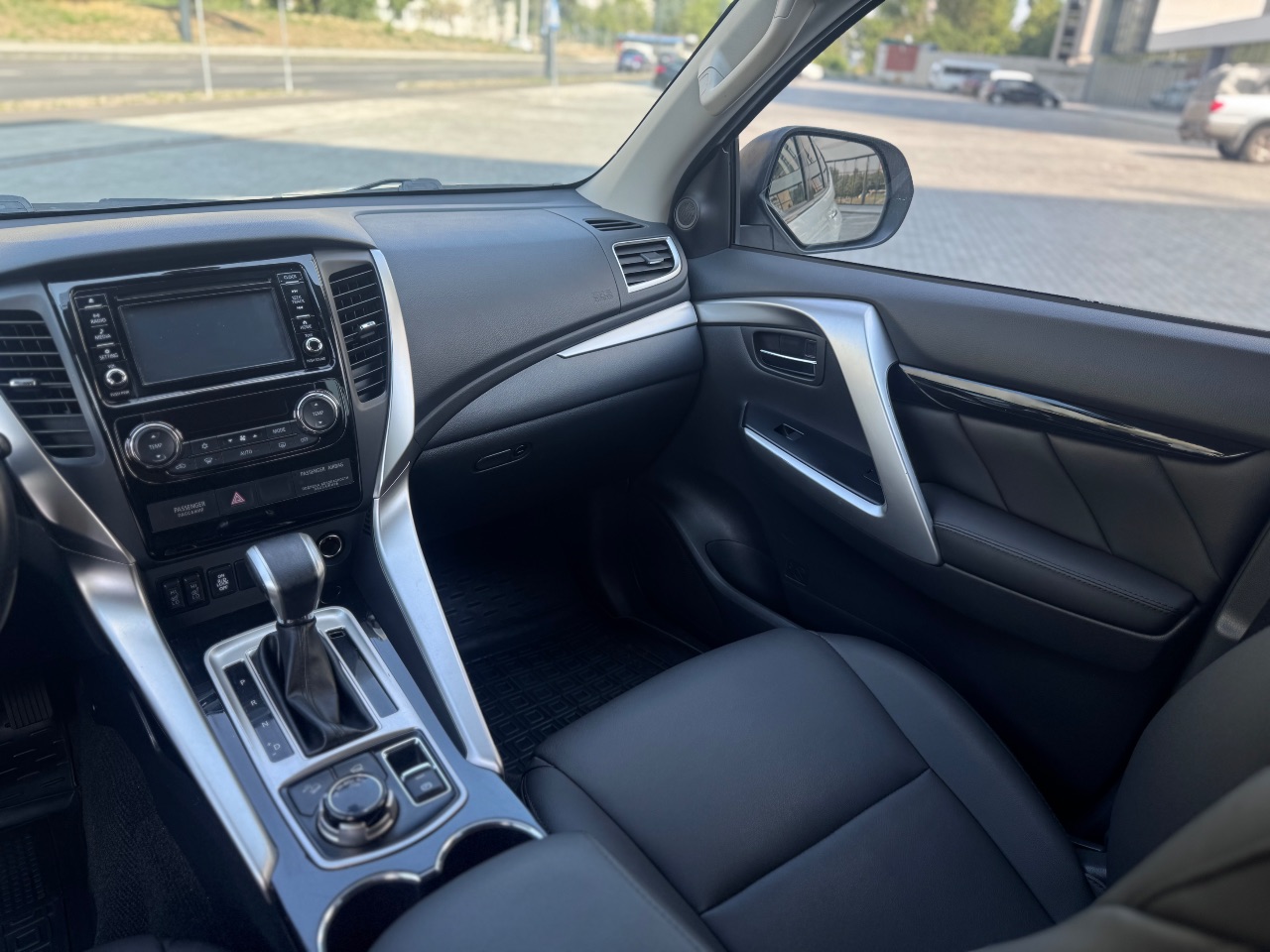 Mitsubishi Pajero Sport - фото 30