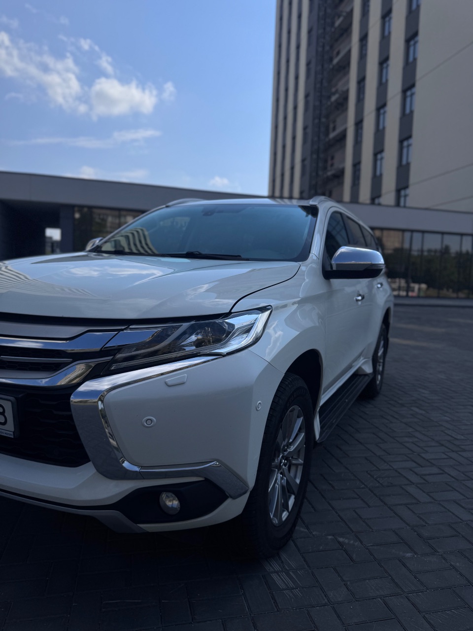 Mitsubishi Pajero Sport - фото 11