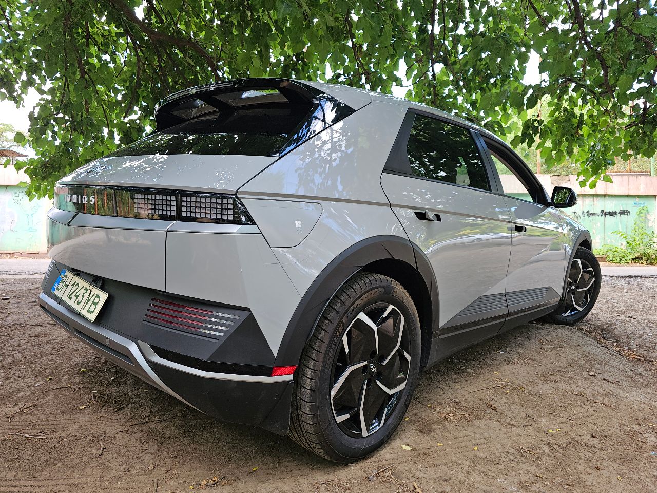 Hyundai IONIQ 5 - фото 2