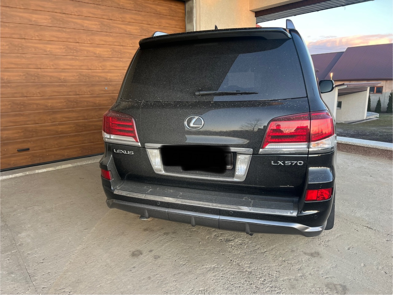Lexus LX - фото 5