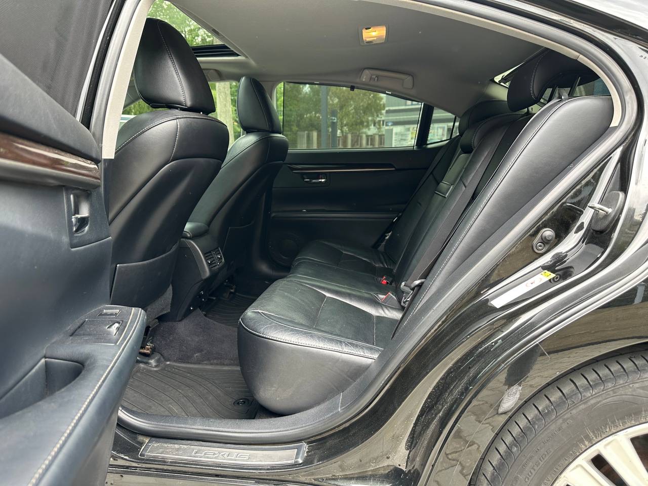 Lexus ES - фото 7