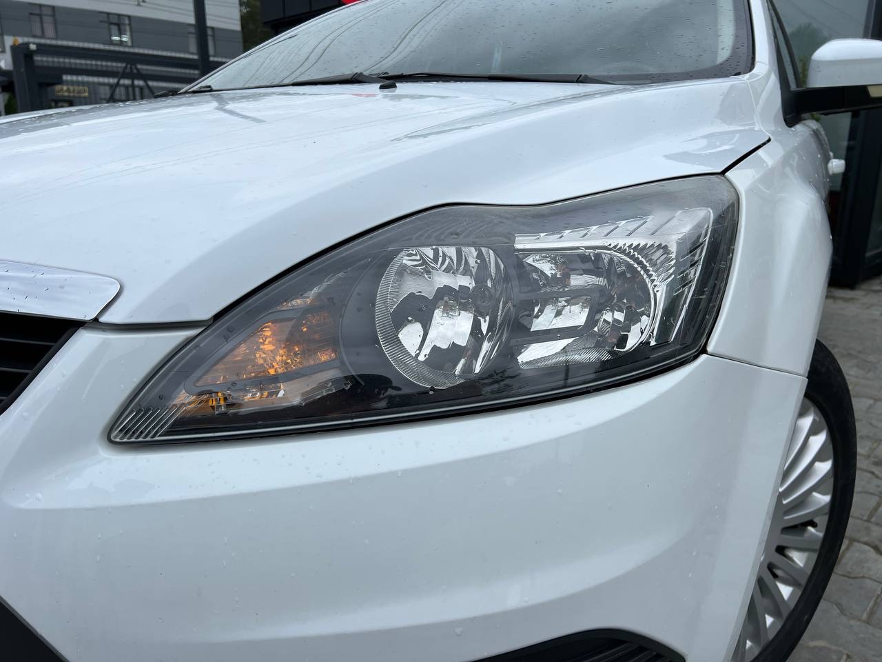 Ford Focus - фото 3