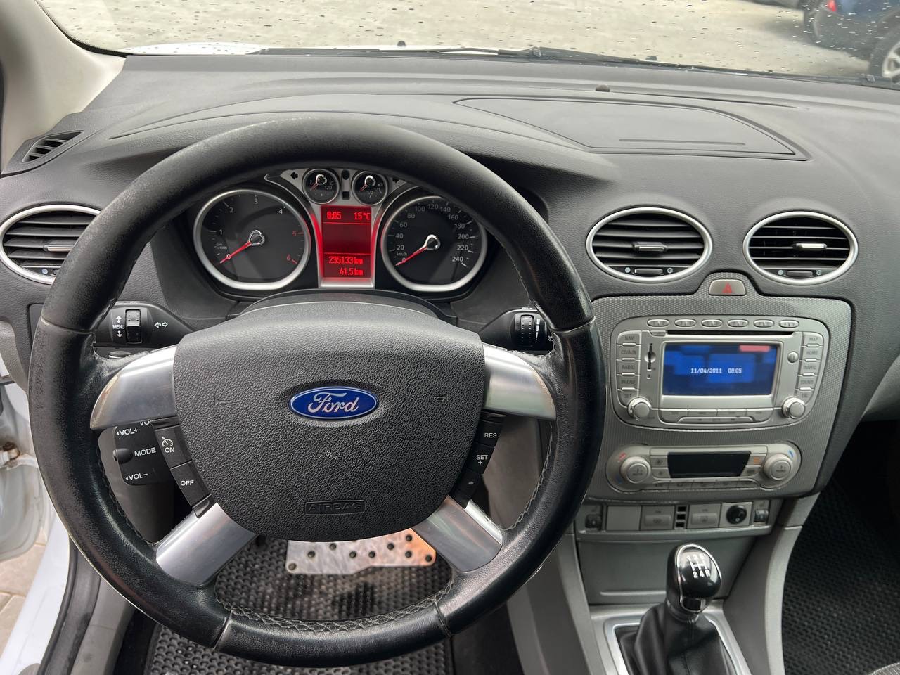 Ford Focus - фото 4