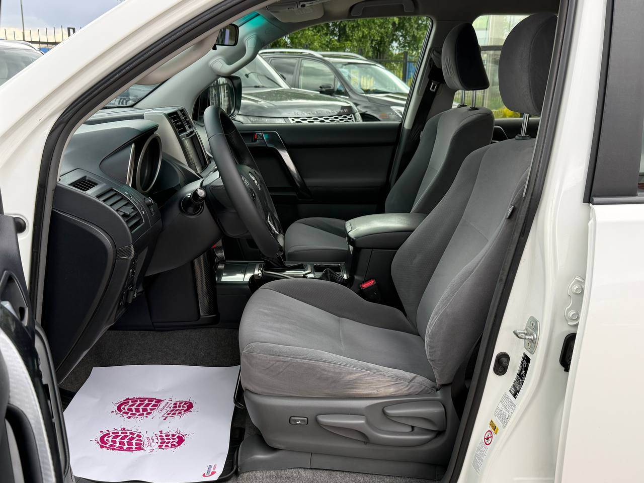 Toyota Land Cruiser Prado - фото 5