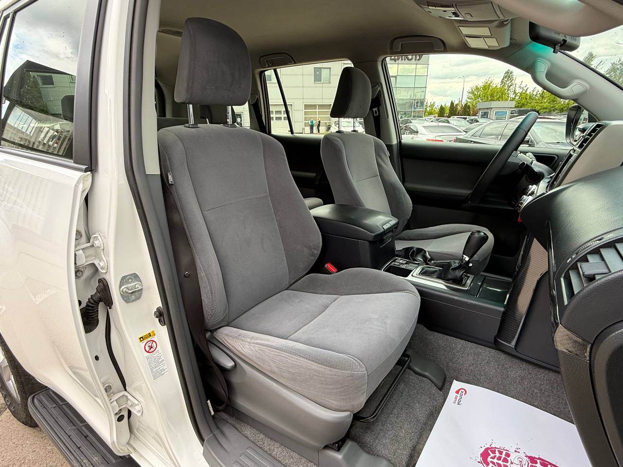 Toyota Land Cruiser Prado - фото 8