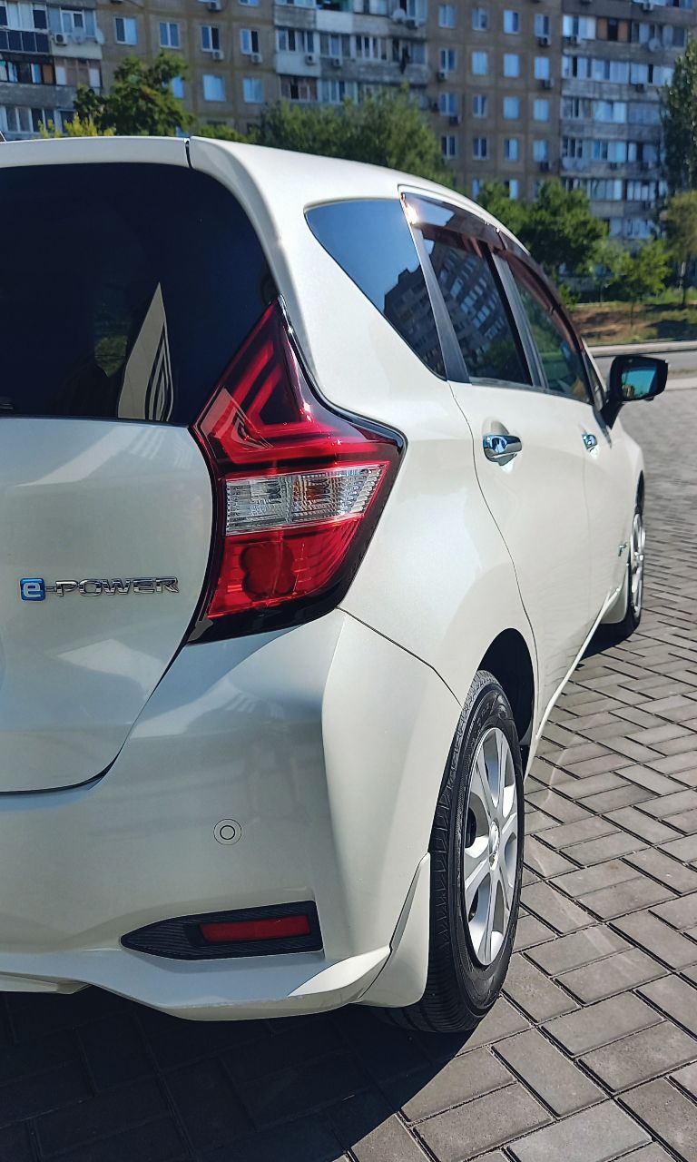 Nissan Note - фото 2