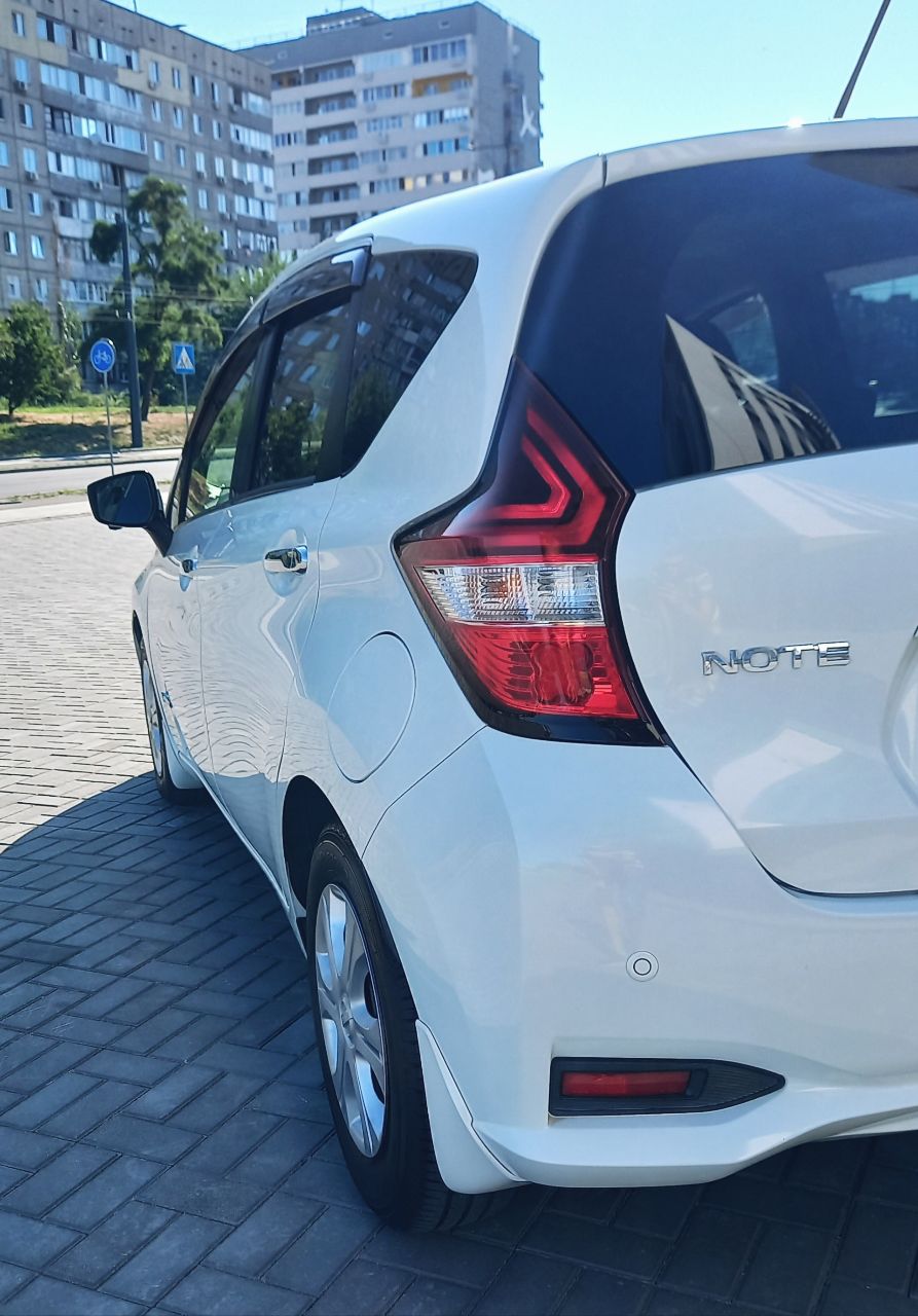 Nissan Note - фото 23