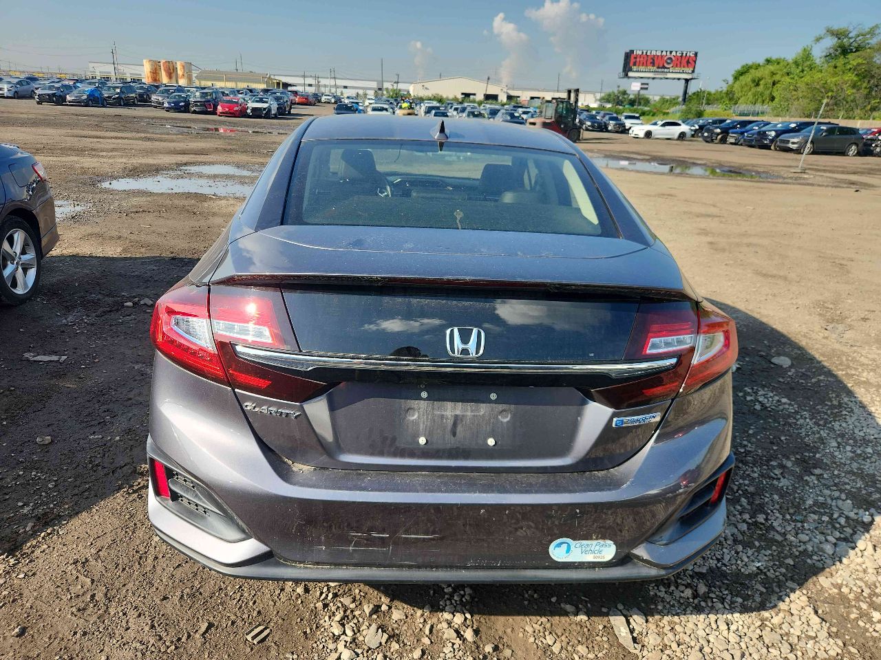 Honda Clarity - фото 3